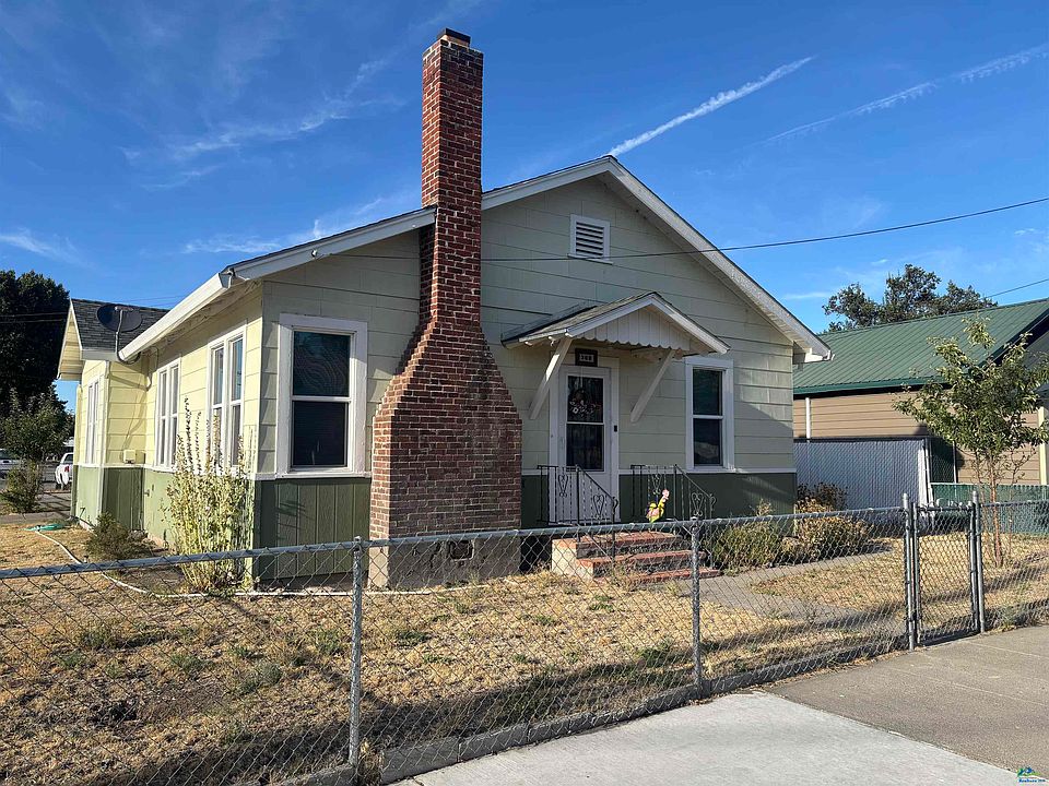 1st image of 300 E Modoc St