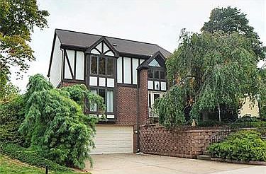 1st image of 411 Tyburn Dr