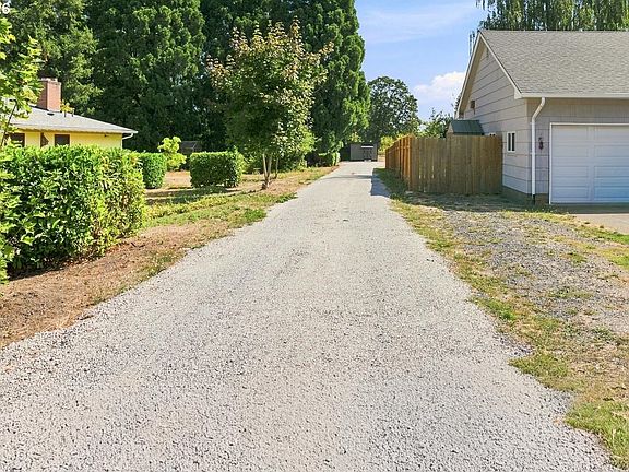 2nd image of 5520 SW Menlo Dr