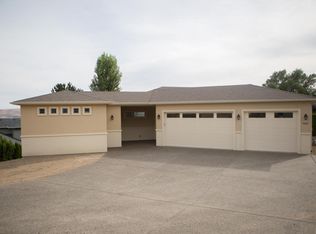 5818 Scenic Ridge Loop, Yakima, WA 98908