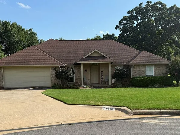 9504 E Pointe Dr, Fort Smith, AR 72903