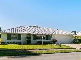 9680 SE Little Club Way N, Tequesta, FL 33469