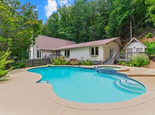 2219 Rocky Face Cir, Dalton, GA 30720