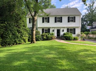 31 Blackburn Pl, Summit, NJ 07901