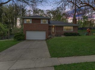 1538 Robinway Dr, Anderson Twp, OH 45230
