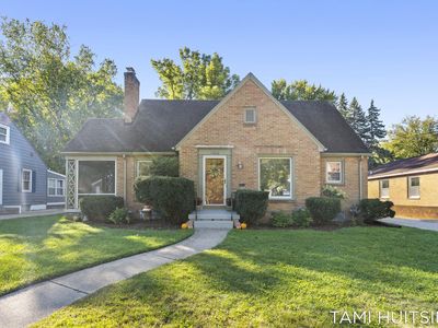 1060 Innes St NE, Grand Rapids, MI, 49503