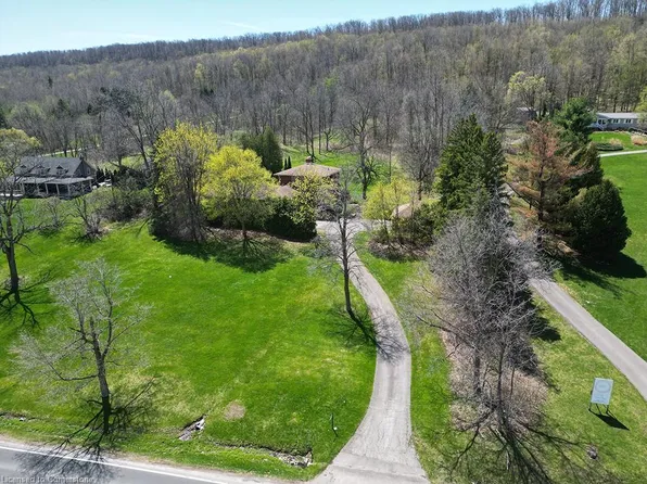 5072 Walkers Line, Burlington, ON L7M 0R1