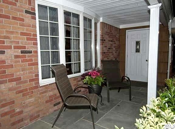 3rd image of 49 Balsam Dr
