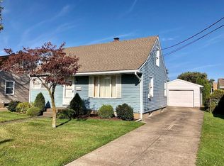 1014 W 38th St, Erie, PA 16508