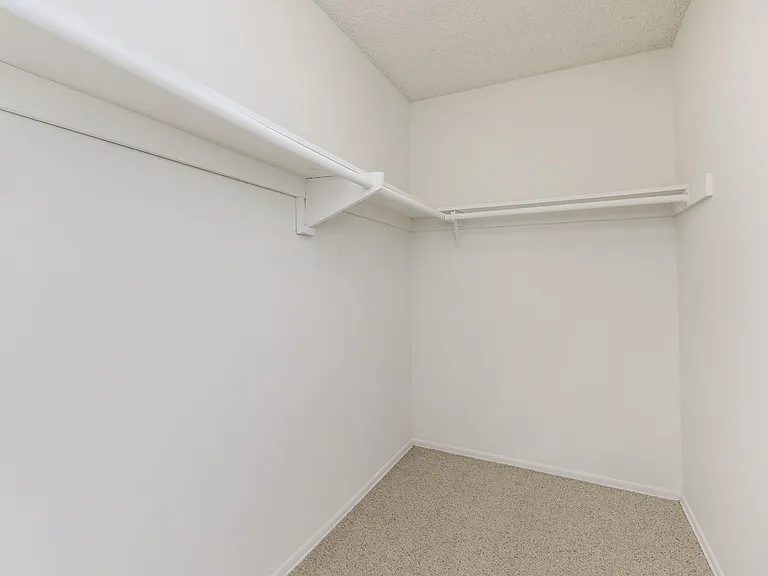 San Carlos and San Juan Apartment Homes — Photo 41
