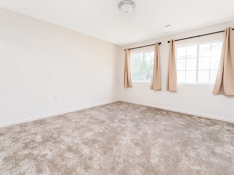 3662 Foxton Dr — Photo 21