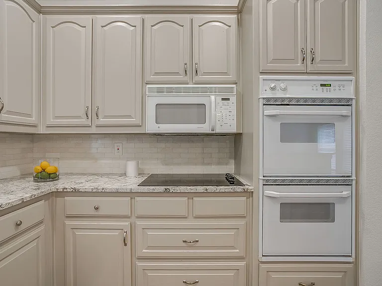3212 Riverwood Dr — Photo 18