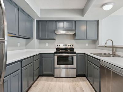 15615 24th Ave N UNIT B, Plymouth, MN, 55447