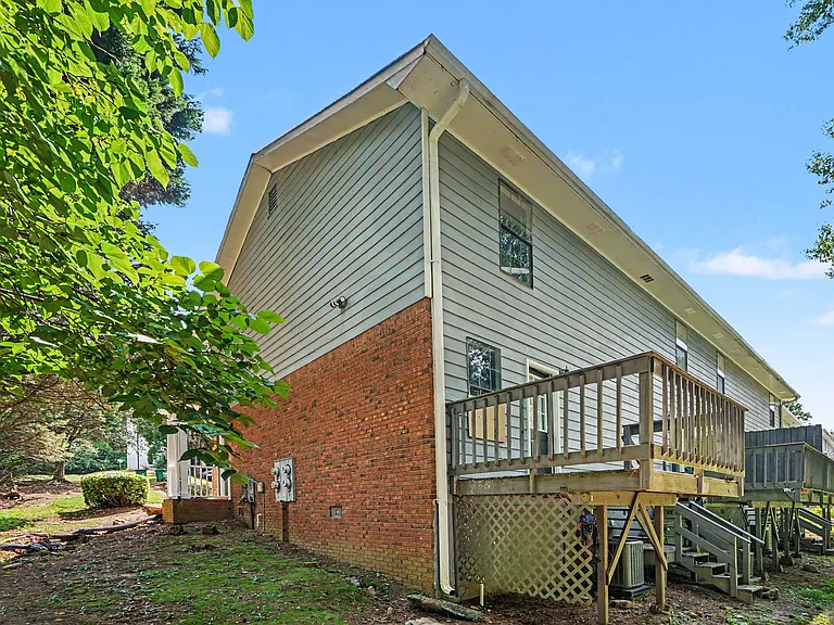 3237 Highpoint Ct — Photo 23