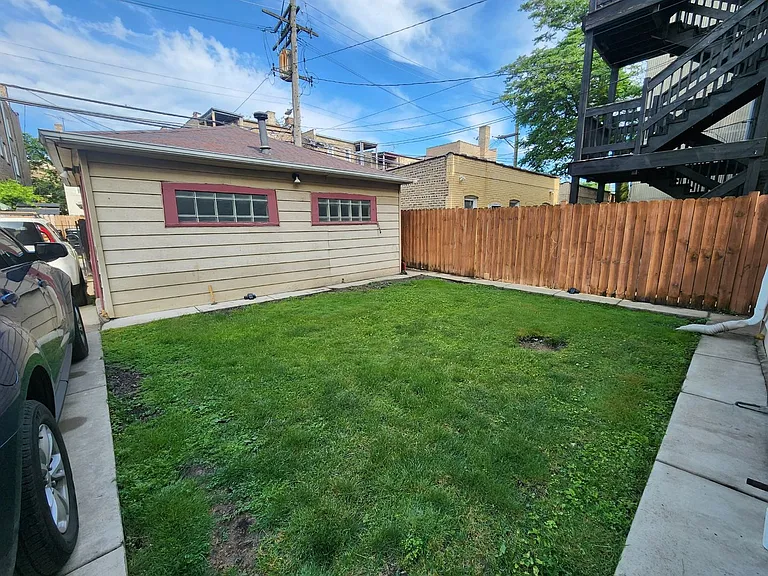 6107 N Washtenaw Ave #2W — Photo 24