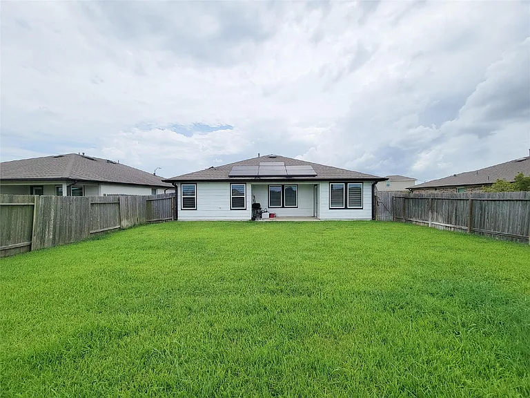 7919 Grey Wolfe Ln — Photo 19