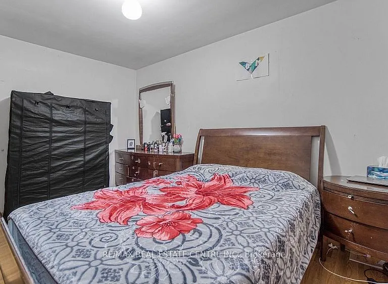 314 Strathcona Dr — Photo 14