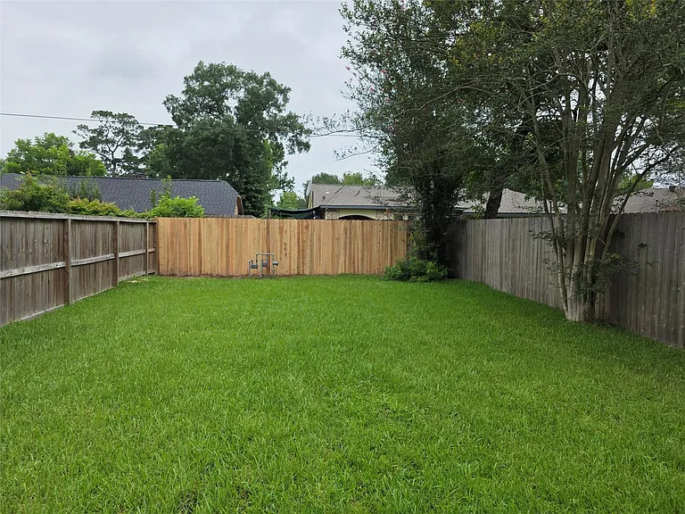 1615 Hazelwood St #A — Photo 15