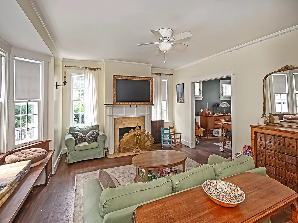 3 bed, $4,500 — Photo 4