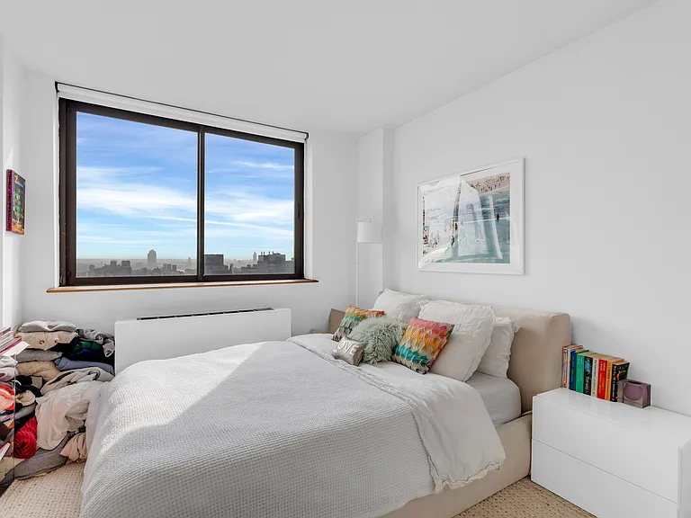 280 Park Ave S #24B — Photo 4