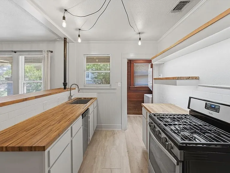 4617 Lafayette Ave — Photo 16