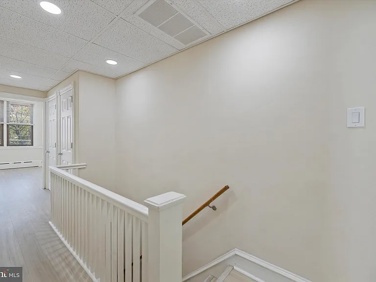 2308 E Allegheny Ave #2 — Photo 6