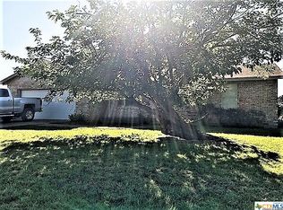 812 N McDurmitt, Hamilton, TX 76531