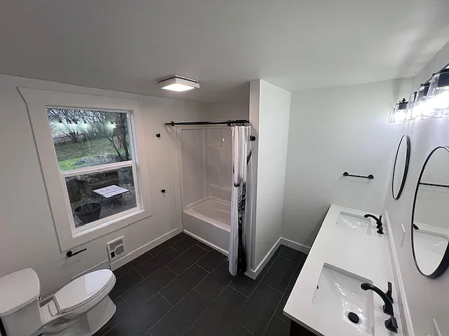 2822 Reisenauer Rd — Photo 4