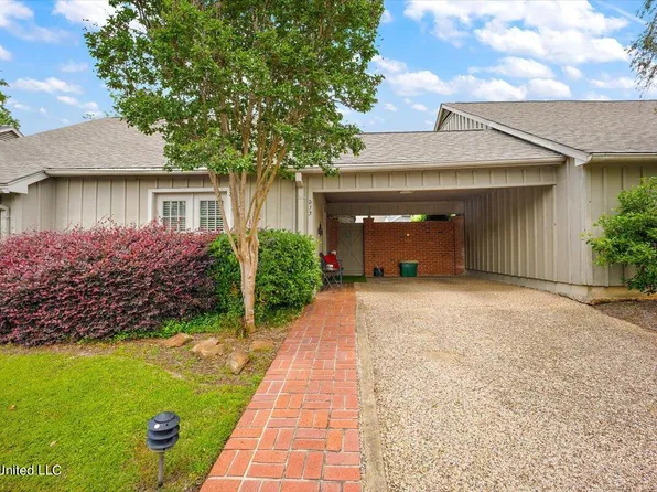 213 River Pl, Jackson, MS 39211
