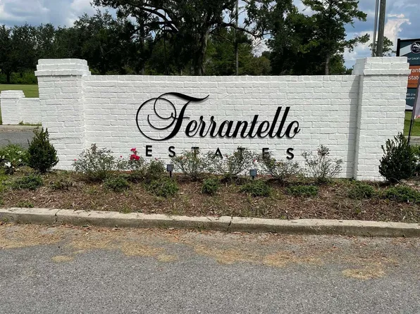 215 Dana Lynn St, Schriever, LA 70395