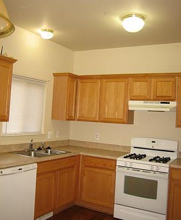5th image of 24171 Noble Dr #1