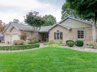 501 Lakewood Dr, Troy, IL 62294