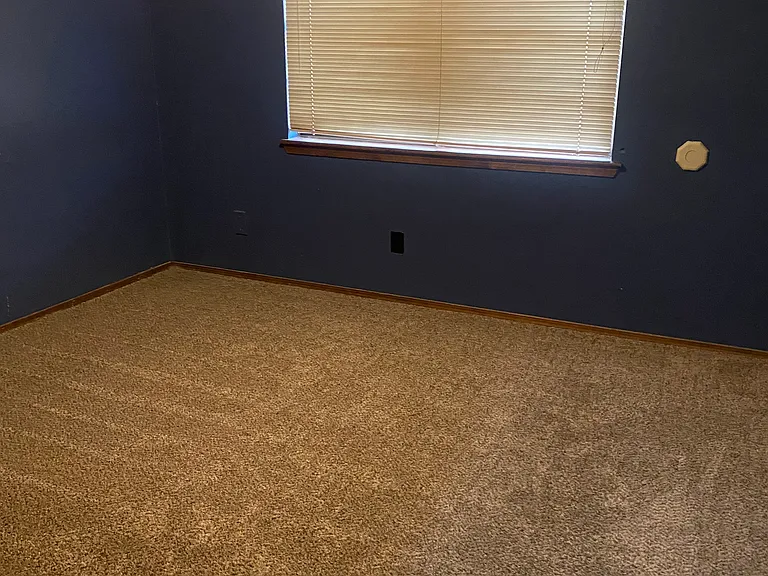 1019 Sugarloaf Dr — Photo 8