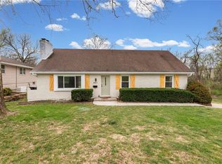 8827 Sni A Bar Rd, Kansas City, MO 64133