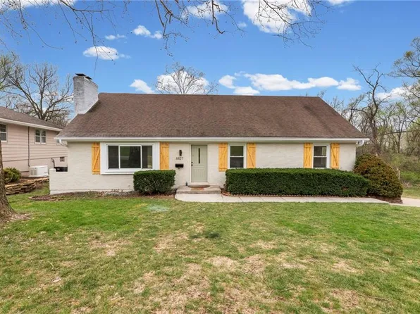 8827 Sni A Bar Rd, Kansas City, MO 64133