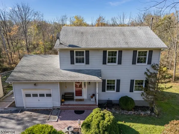 3 Musconetcong River Rd, Lebanon Twp., NJ 08827