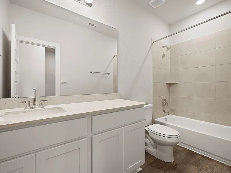 2415 Ekvall Dr — Photo 20