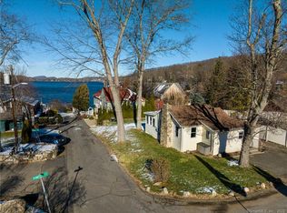 1 Powell St, Danbury, CT 06811