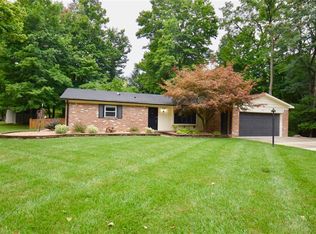 8340 Thorncrest Ln, Mooresville, IN 46158