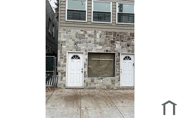 Building Photo - 125 Brook St #1