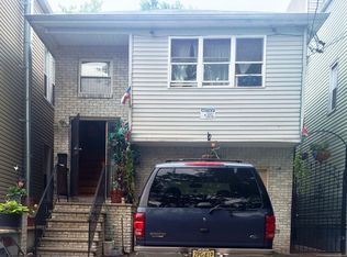 105 Oraton St, Newark, NJ 07104