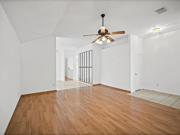 26115 Cypresswood Dr — Photo 7