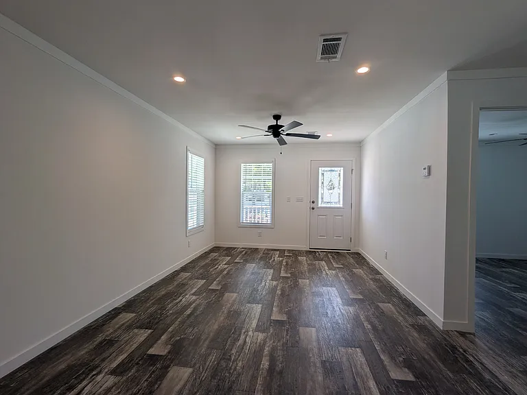 127 Coral Crest Dr #160 — Photo 5
