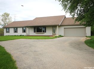 9313 Bailey Dr NE, Ada, MI