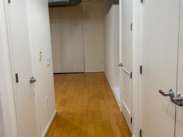 811 4th St NW #221 — Photo 2