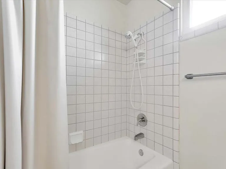 1624 Sausalito Dr — Photo 42