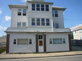 200 Columbus Ave APT 1, Pawtucket, RI 02861