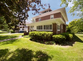 602 Maple St, Chenoa, IL 61726