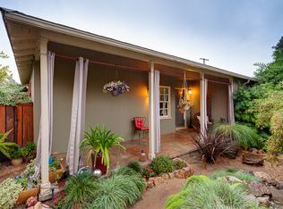4 E Altadena Dr, Altadena, CA 91001