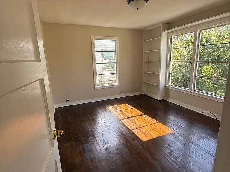 2337 Broadway Dr — Photo 10